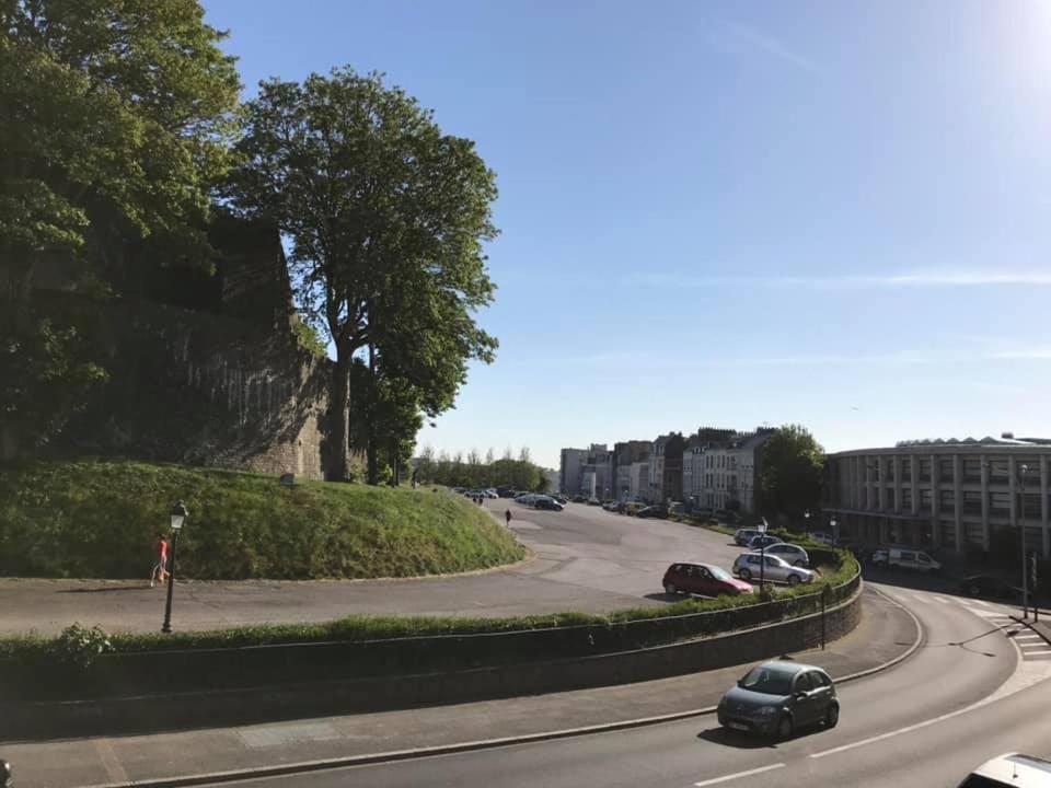 Dolce Vita **** vue sur Cathédrale Boulogne-sur-Mer Esterno foto